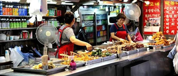 奶粉禁用進(jìn)口奶源 我國奶業(yè)廠房裝修已極具規(guī)模