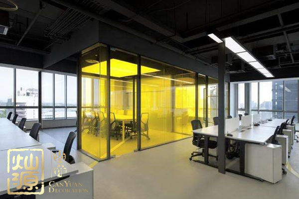 ofo小黃車日均退款3500人 ，走下神壇的小黃車辦公室人去樓空？