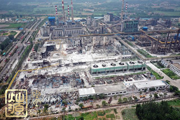 河南氣化廠爆炸觸目驚心 河南氣化廠爆炸前后廠區對比圖