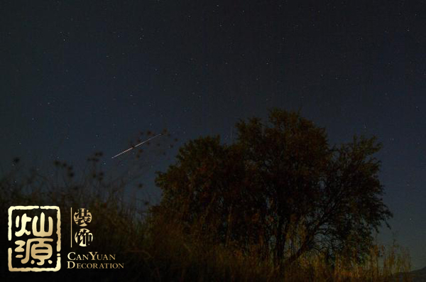 英仙座流星雨蓄勢待發 【干貨】外出觀看流星雨約會表白必看攻略