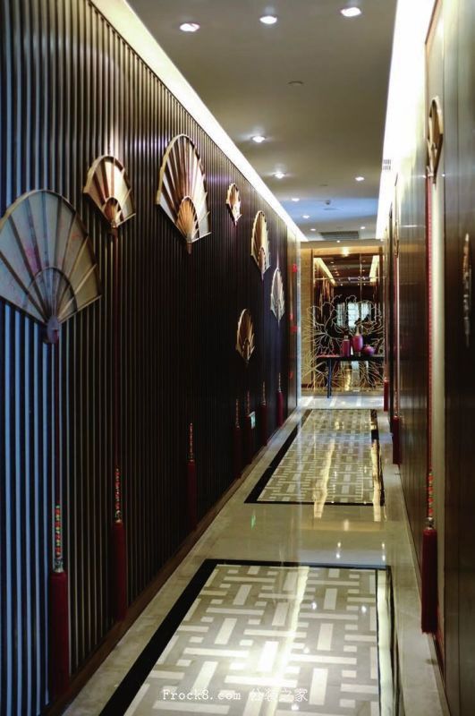 這樣的自助餐廳裝修設計，客人還不得沖著進來消費？